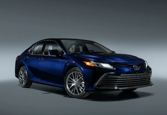 TOYOTA CAMRY 2020 PROBLEMI