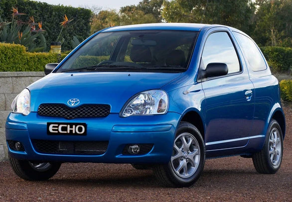 TOYOTA ECHO 2003 PROBLEMI