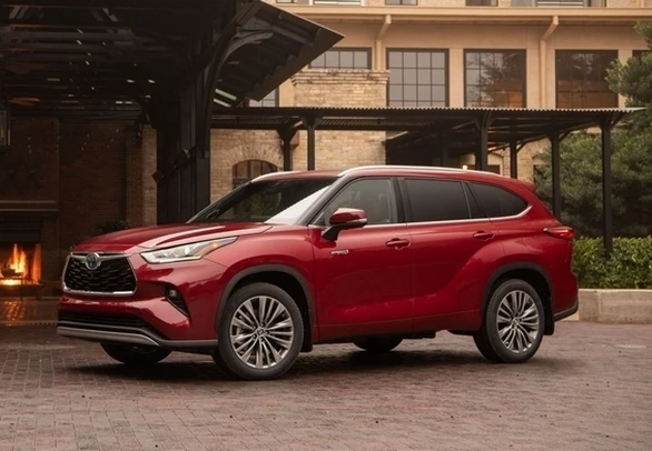 TOYOTA HIGHLANDER HYBRID 2020 PROBLEMI