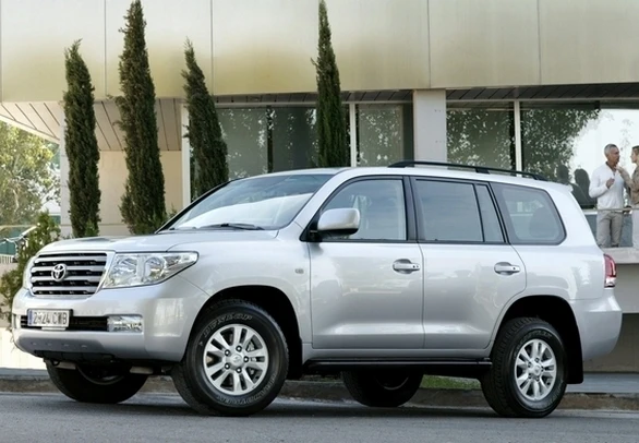 TOYOTA LAND CRUISER 2011 PROBLEMI